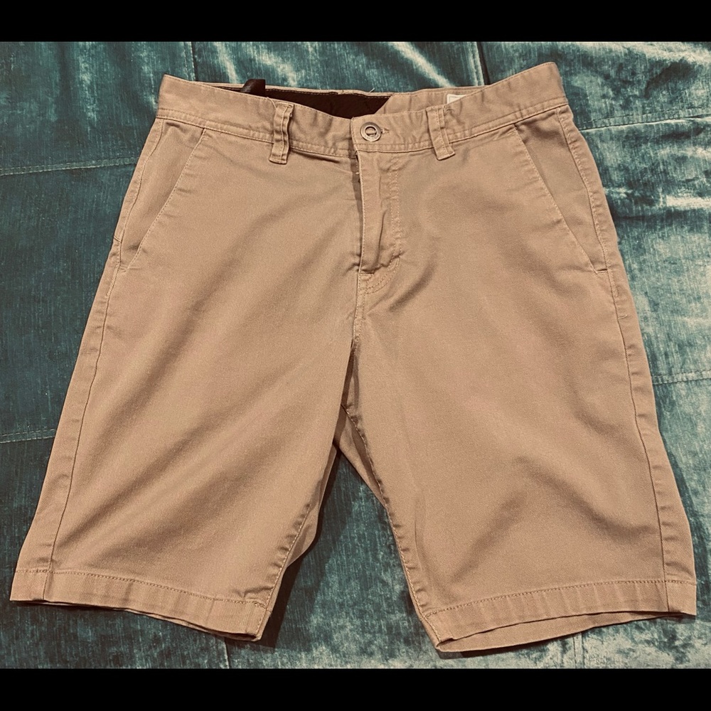 Men’s Volcom Khaki Shorts